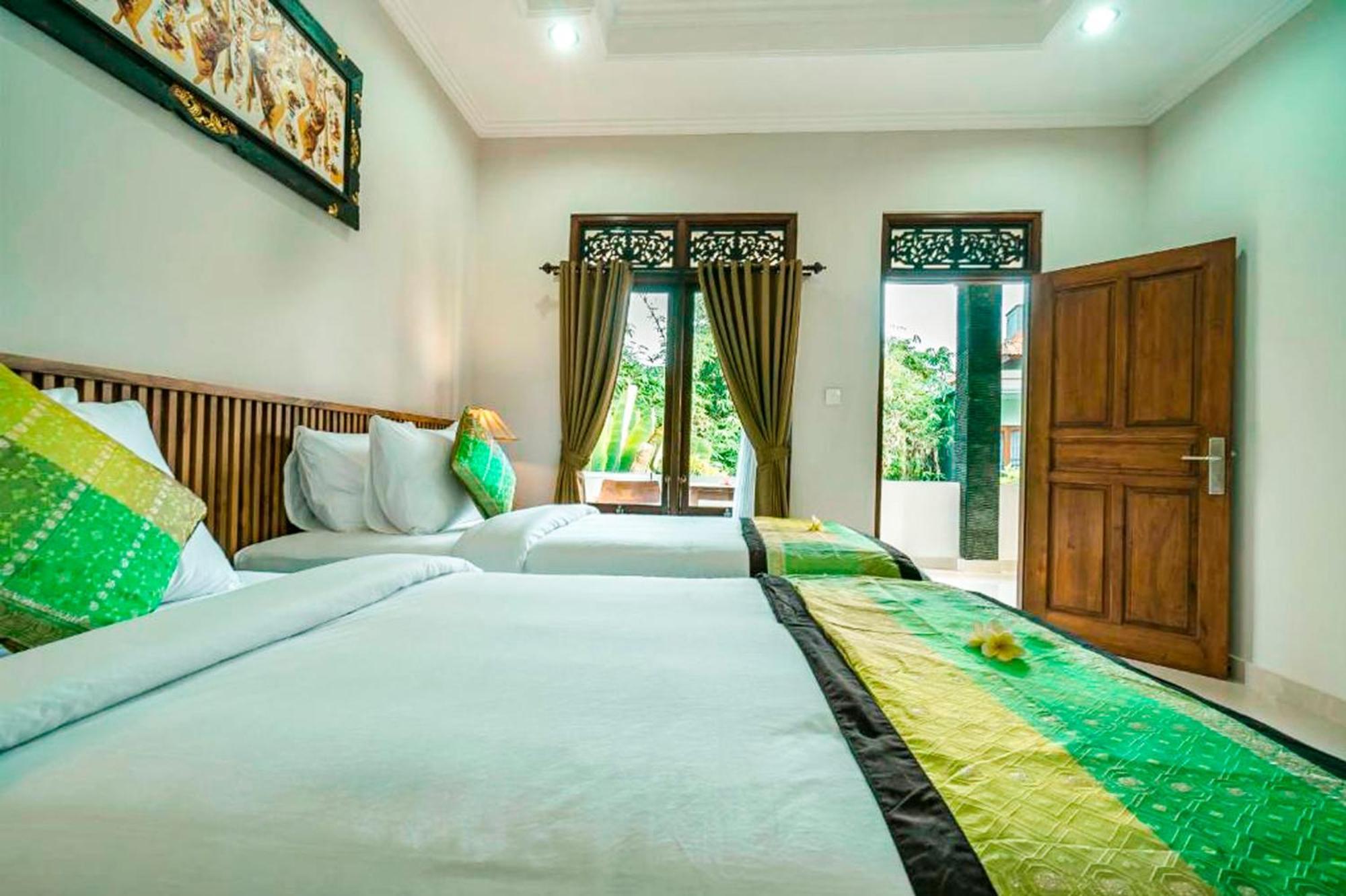 Hotel Esty House Ubud Esterno foto